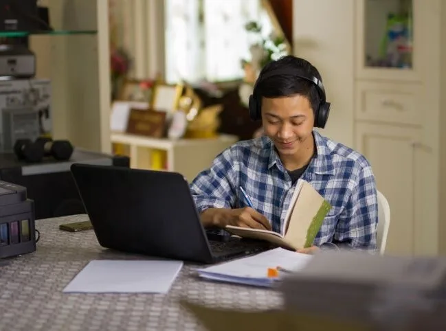 College Readiness Starts Here: The Power of Virtual School