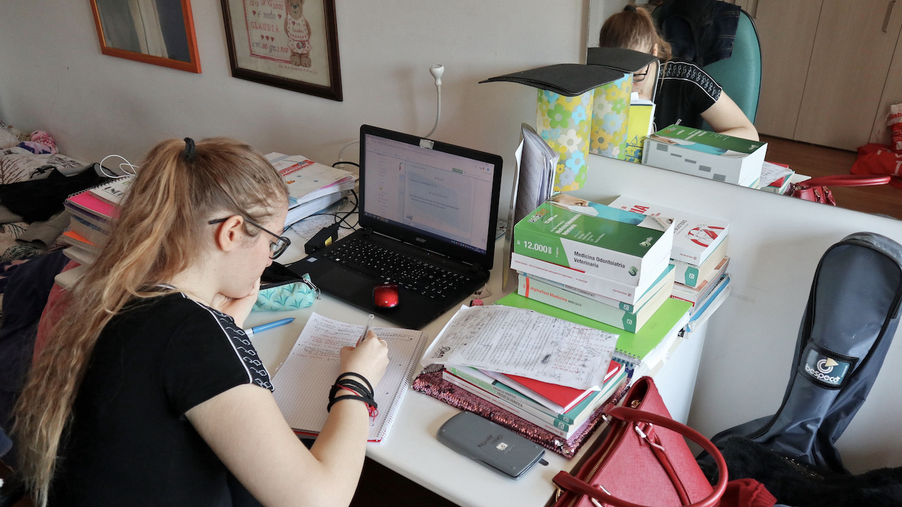 Is your student thriving with remote learning? A checklist for switching to a virtual school