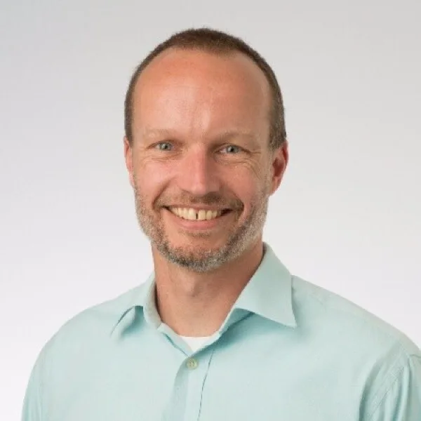 Linton Headshot
