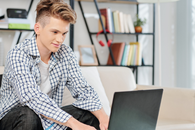 HS student on laptop